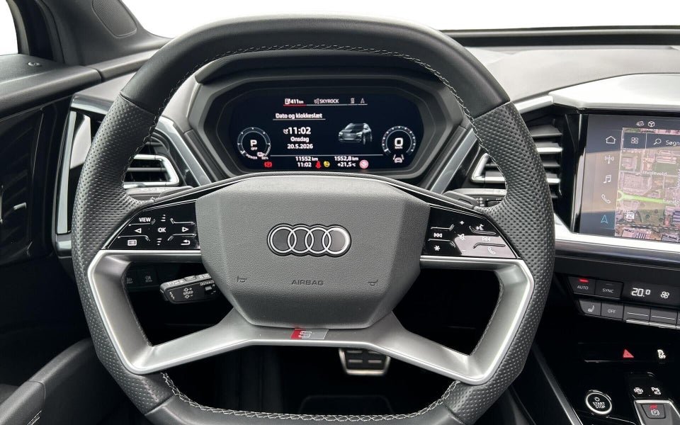 Audi Q4 e-tron 45 S-line quattro 5d