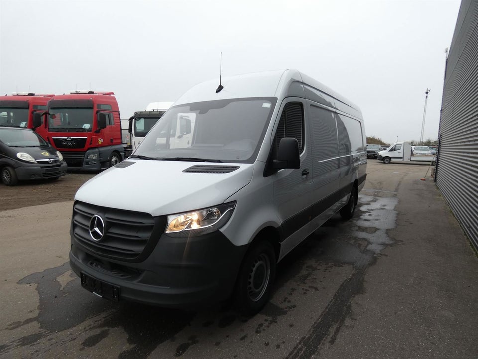 Mercedes Sprinter 317 2,0 CDi A4 Kassevogn aut. RWD