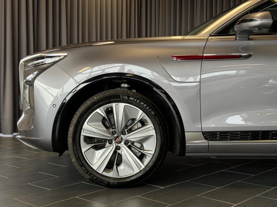 Hongqi E-HS9 99 Exclusive 5d