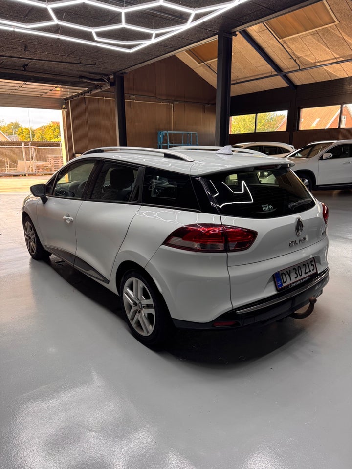 Renault Clio IV 1,5 dCi 90 Limited Sport Tourer 5d