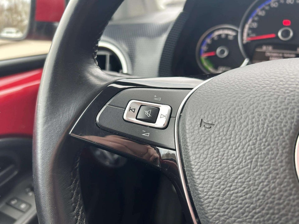 VW e-Up! Move Up! 5d