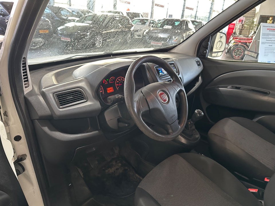 Fiat Doblò Cargo 1,3 MJT Basic L2 4d