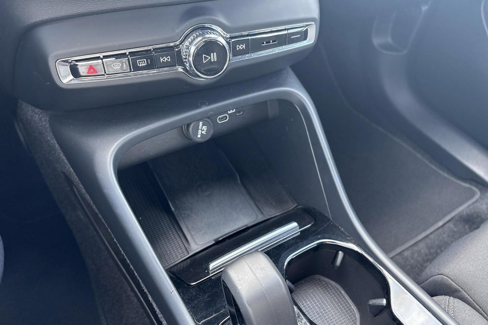 Volvo XC40 P6 ReCharge Core 5d