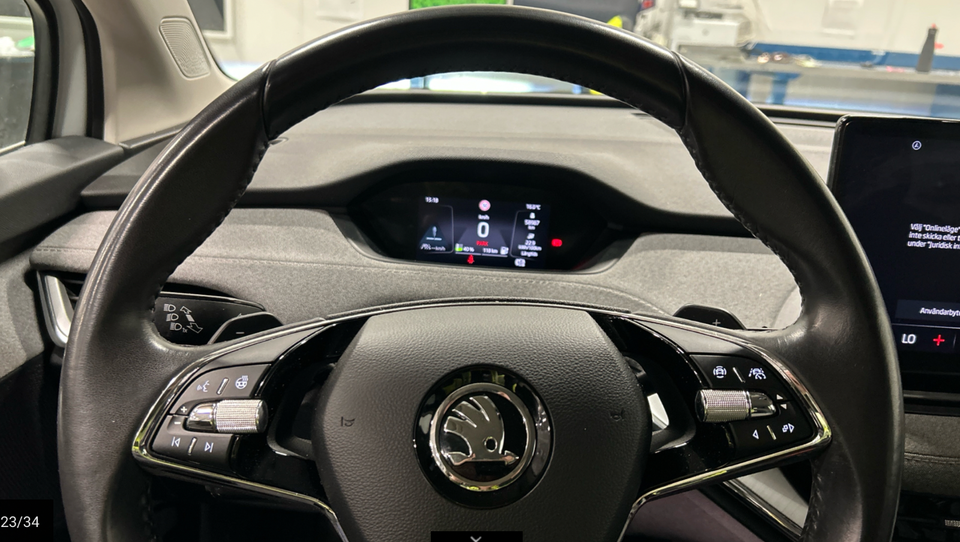 Skoda Enyaq 80 iV Loft 5d