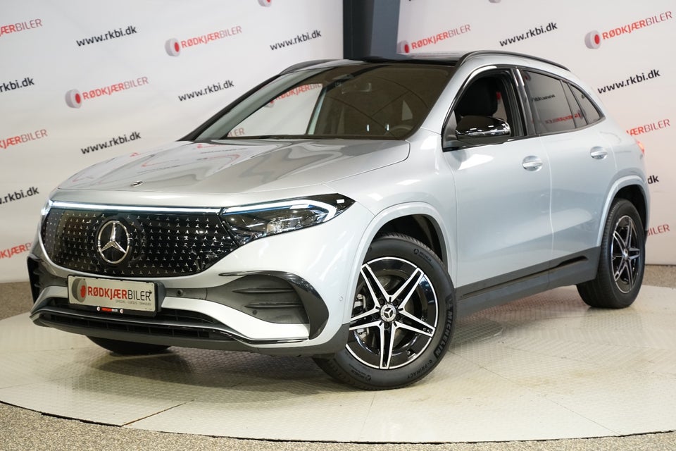 Mercedes EQA300 AMG Line 4Matic 5d