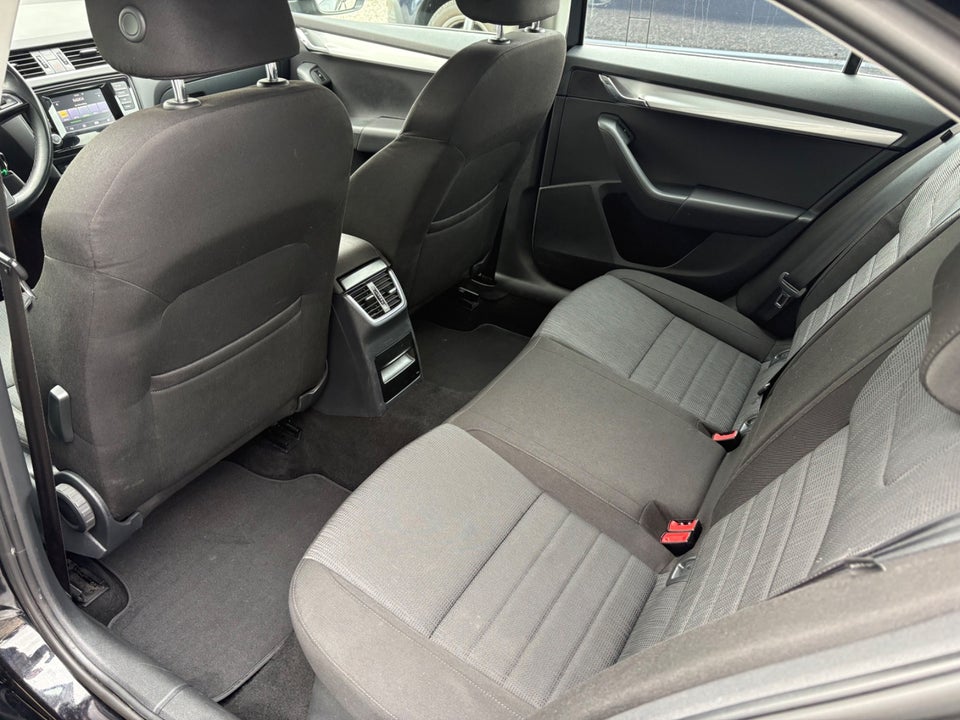 Skoda Octavia 1,4 TSi 140 Elegance 5d