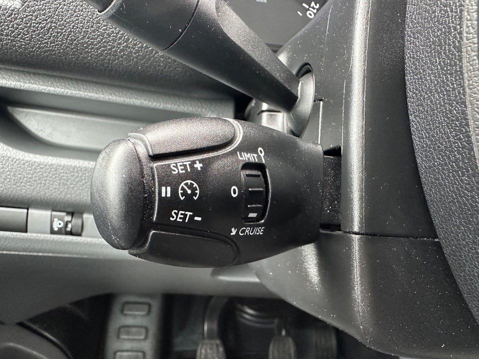 Peugeot Expert 2,0 BlueHDi 122 L2 Premium Van