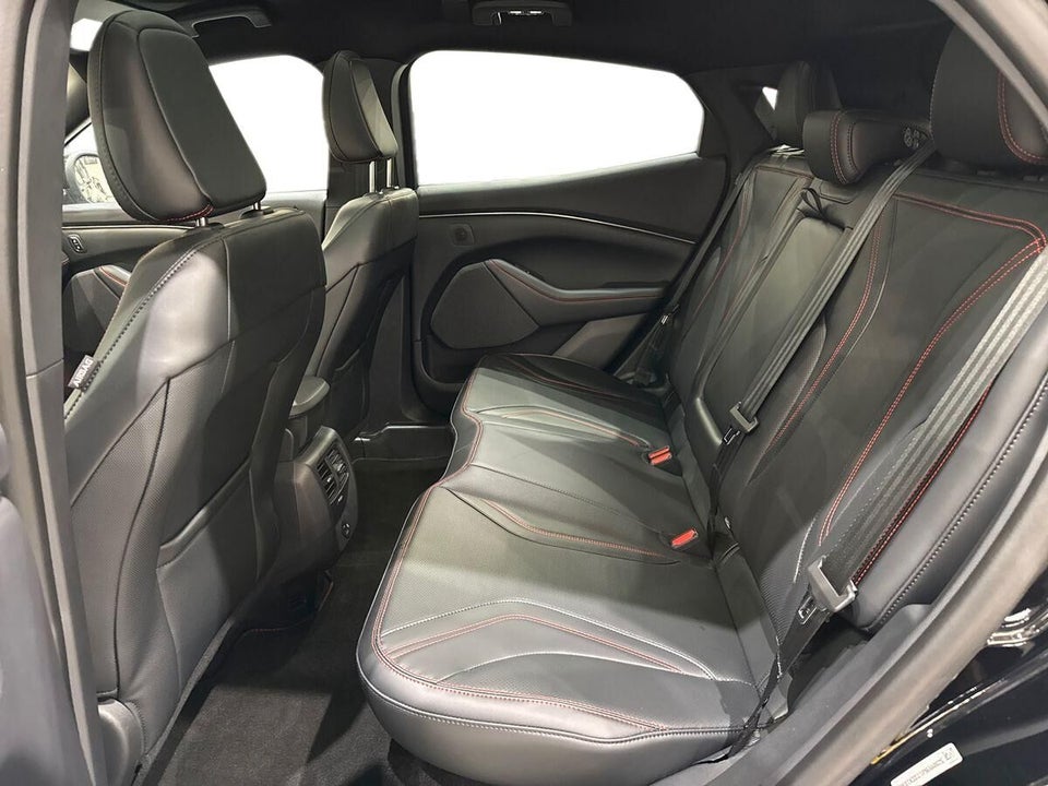 Ford Mustang Mach-E 91 Premium Extended Range AWD 5d