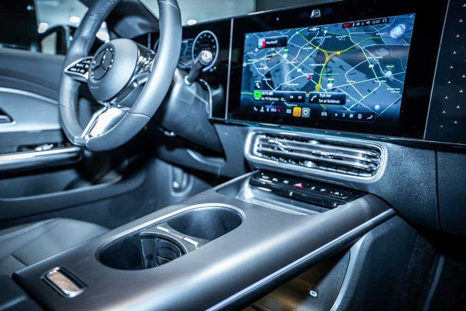 Mercedes CLA250+ EQ Progressive Advance Plus 4d