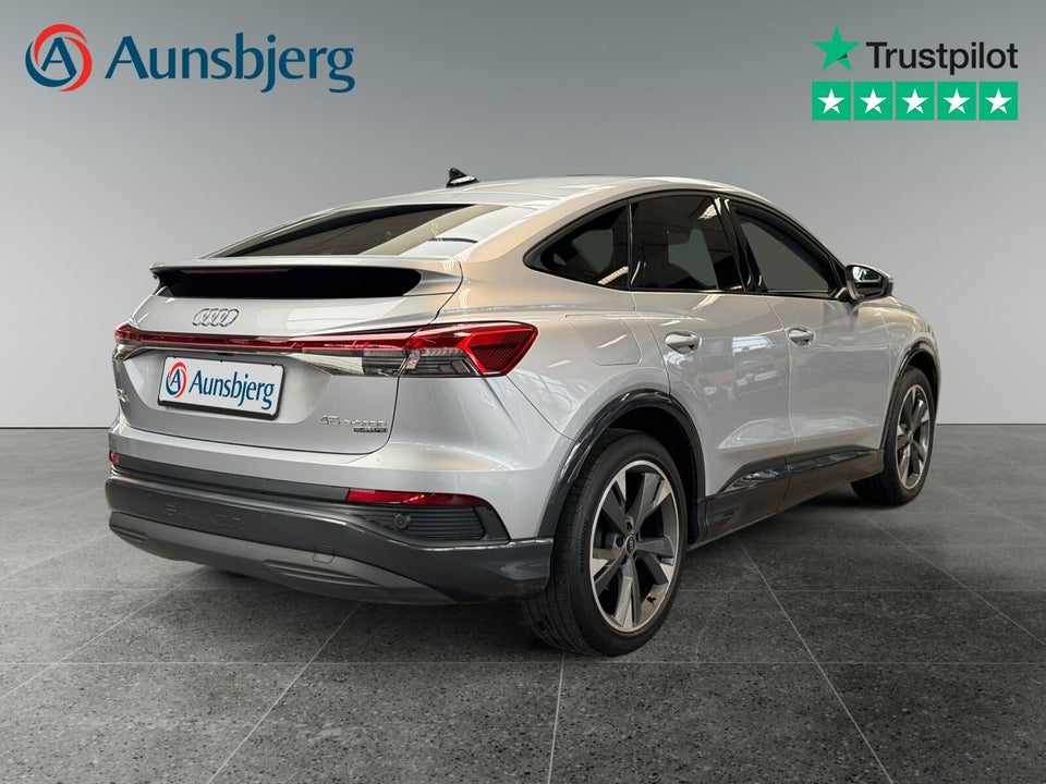 Audi Q4 e-tron 45 Advanced Sportback quattro 5d