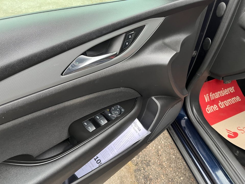 Opel Insignia 1,5 T 140 Enjoy Sports Tourer 5d