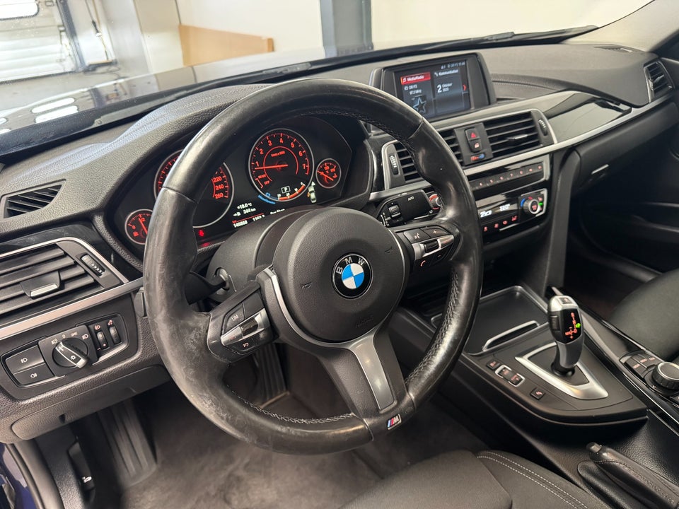 BMW 320i 2,0 Sport Line aut. 4d