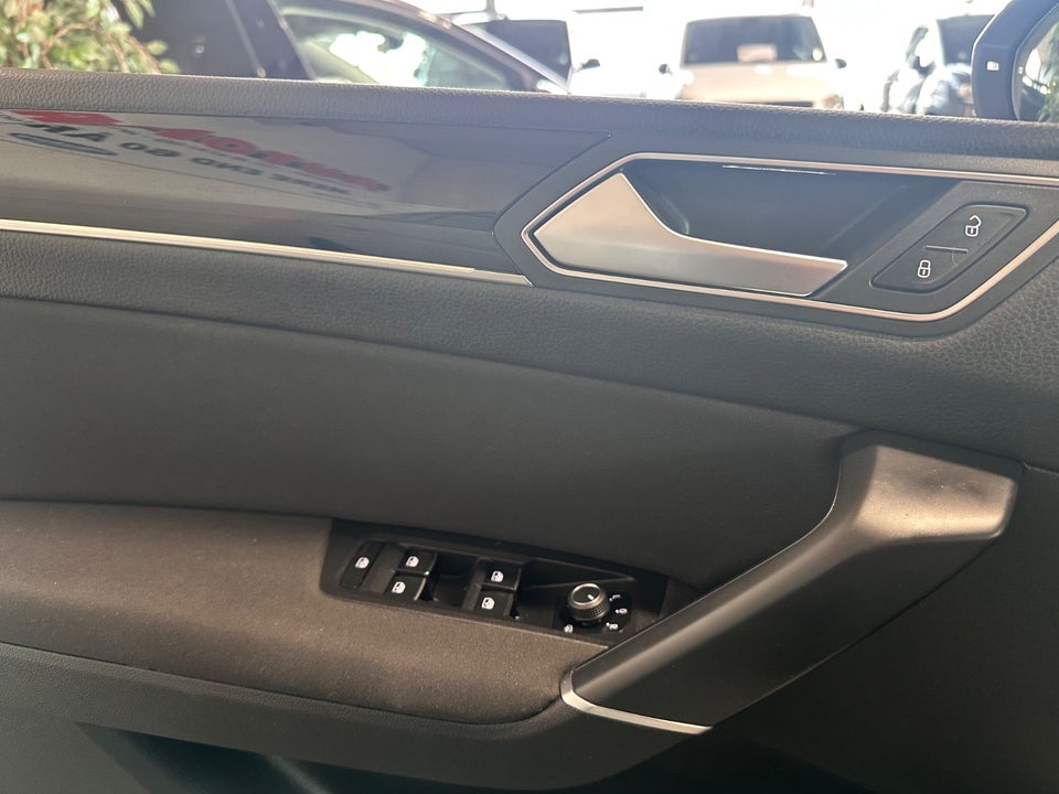 VW Touran 1,5 TSi 150 Highline DSG Van 5d