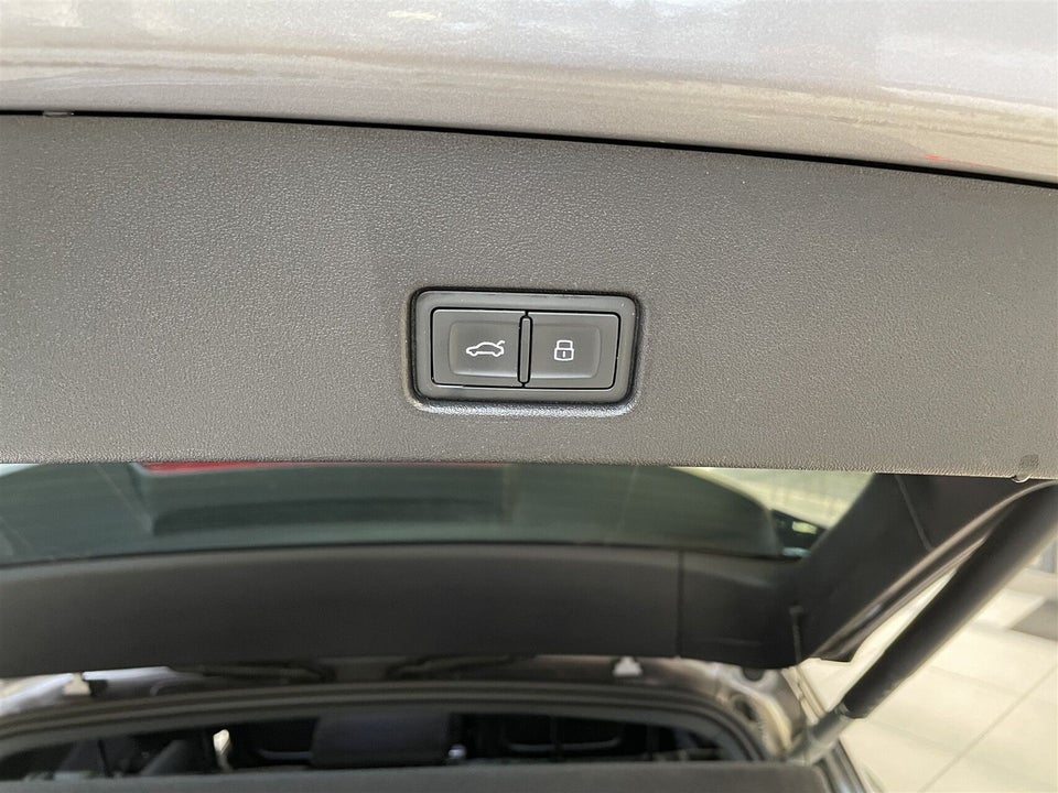 Audi Q4 e-tron 40 Attitude S-line 5d