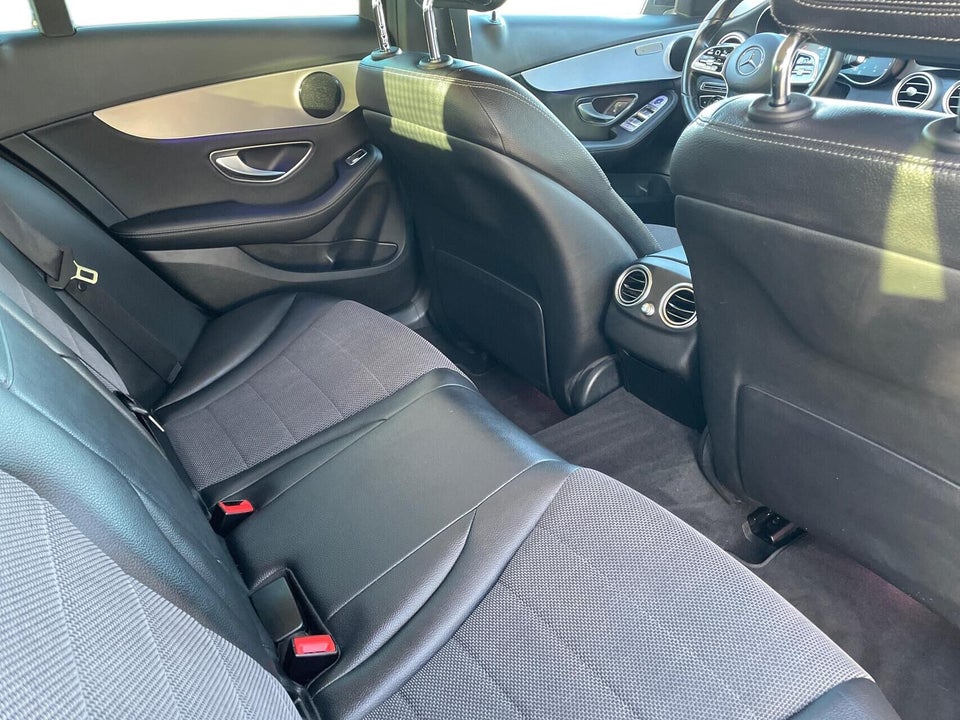 Mercedes C220 d 2,0 Progressive stc. aut. 5d