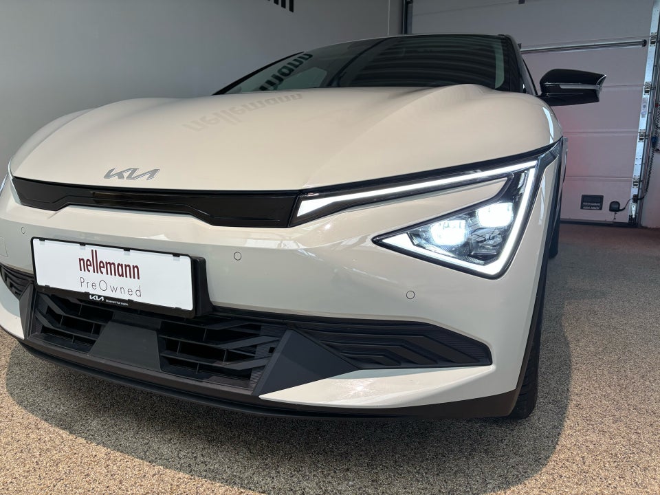 Kia EV6 84 Long Range Access 5d