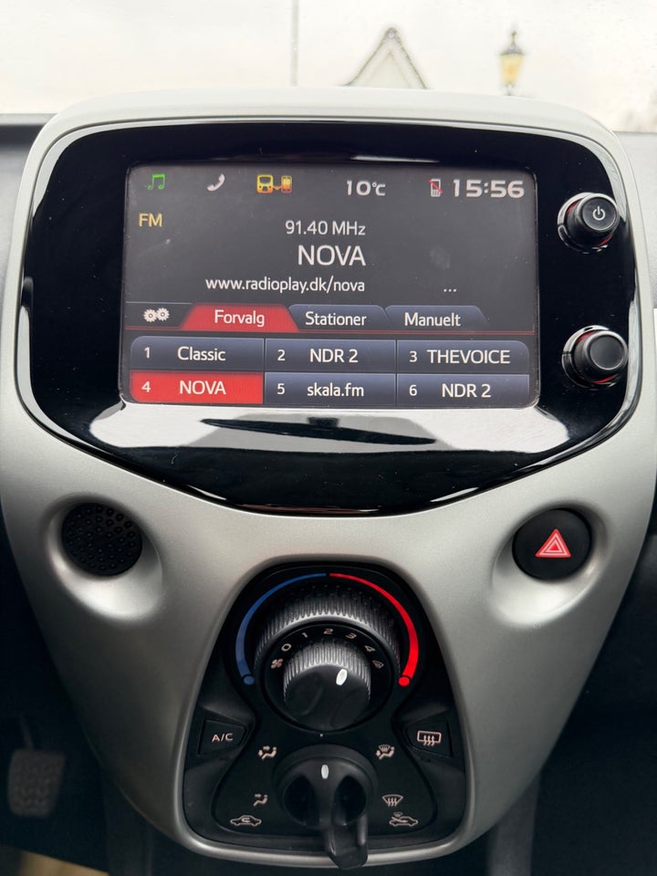 Toyota Aygo 1,0 VVT-i x-touch 5d