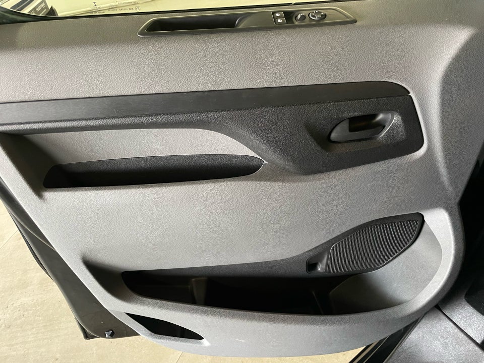 Peugeot Expert 2,0 BlueHDi 120 L2 Premium Van