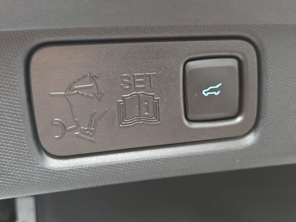 Ford Mustang Mach-E 98 Premium Extended Range AWD 5d