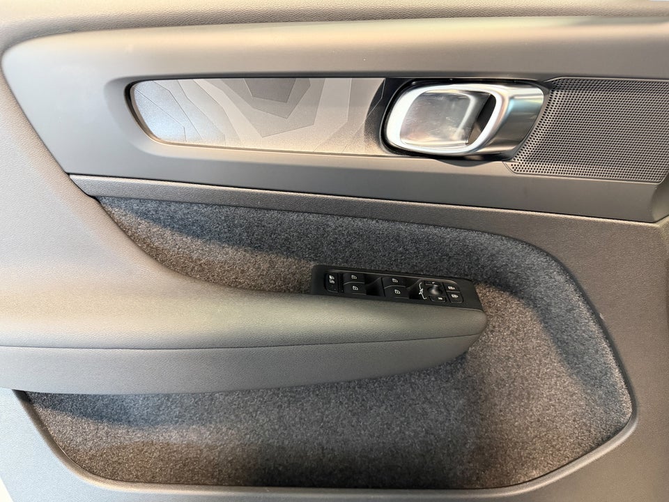 Volvo XC40 P6 ReCharge Plus 5d