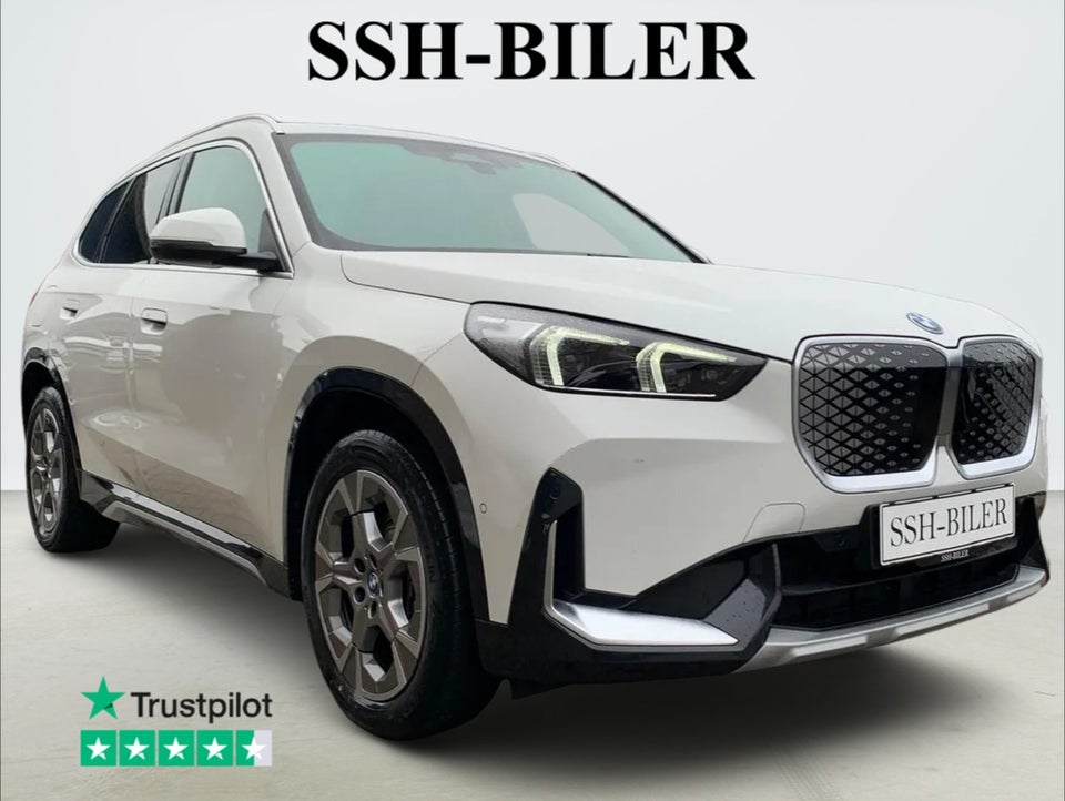 BMW iX1 eDrive20 X-Line 5d