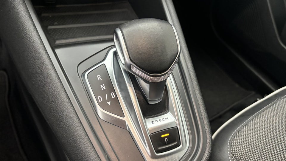 Renault Captur 1,6 E-Tech Intens 5d