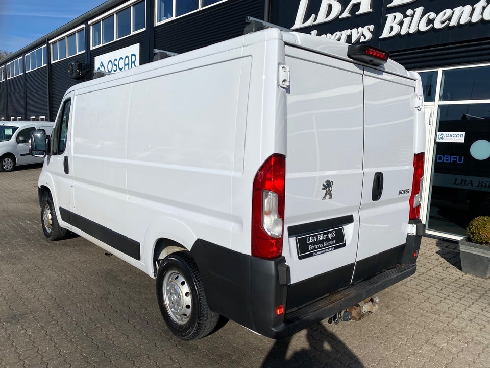 Peugeot Boxer 333 2,2 BlueHDi 140 L2H1 Premium