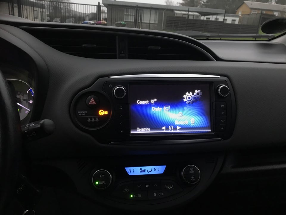 Toyota Yaris 1,5 Hybrid H2 e-CVT 5d