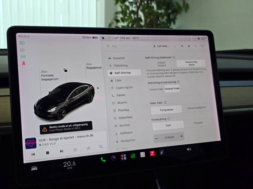 Tesla Model 3 Long Range AWD 4d