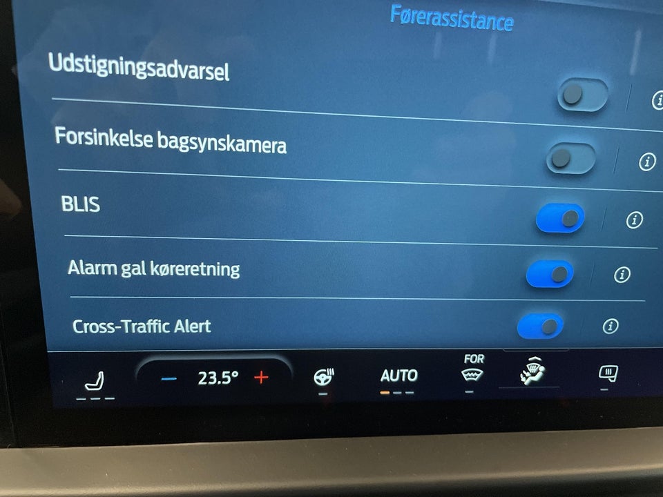 Ford E-Transit Custom 340L 64 Limited