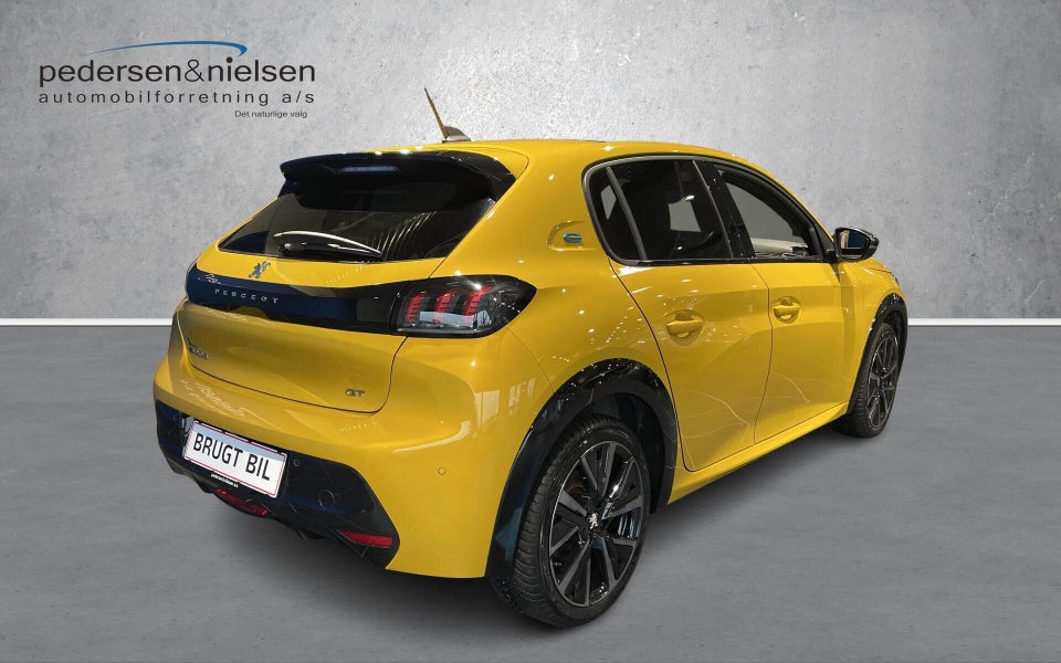 Peugeot e-208 50 GT 5d
