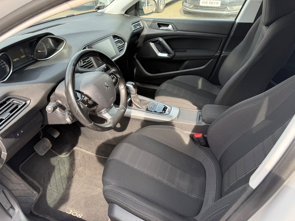 Peugeot 308 1,6 BlueHDi 120 Active SW EAT6 5d