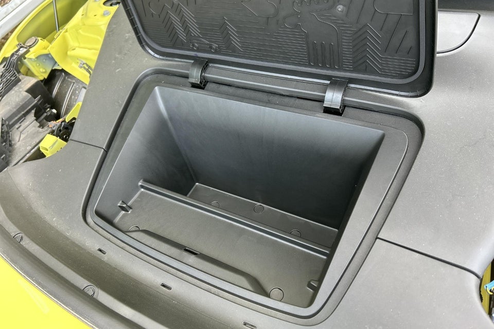 Volvo EX30 Extended Range Plus 5d