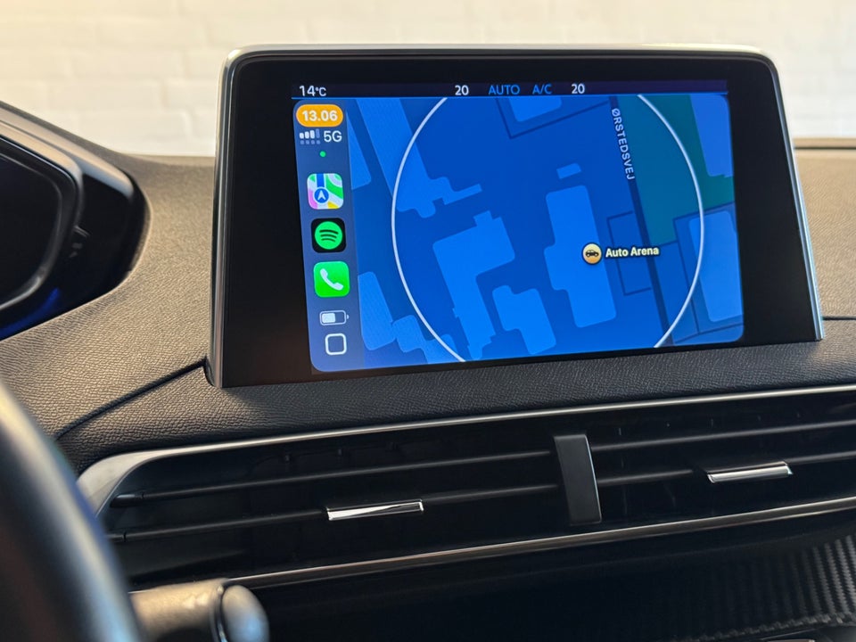 Peugeot 5008 1,6 BlueHDi 120 Allure 7prs 5d