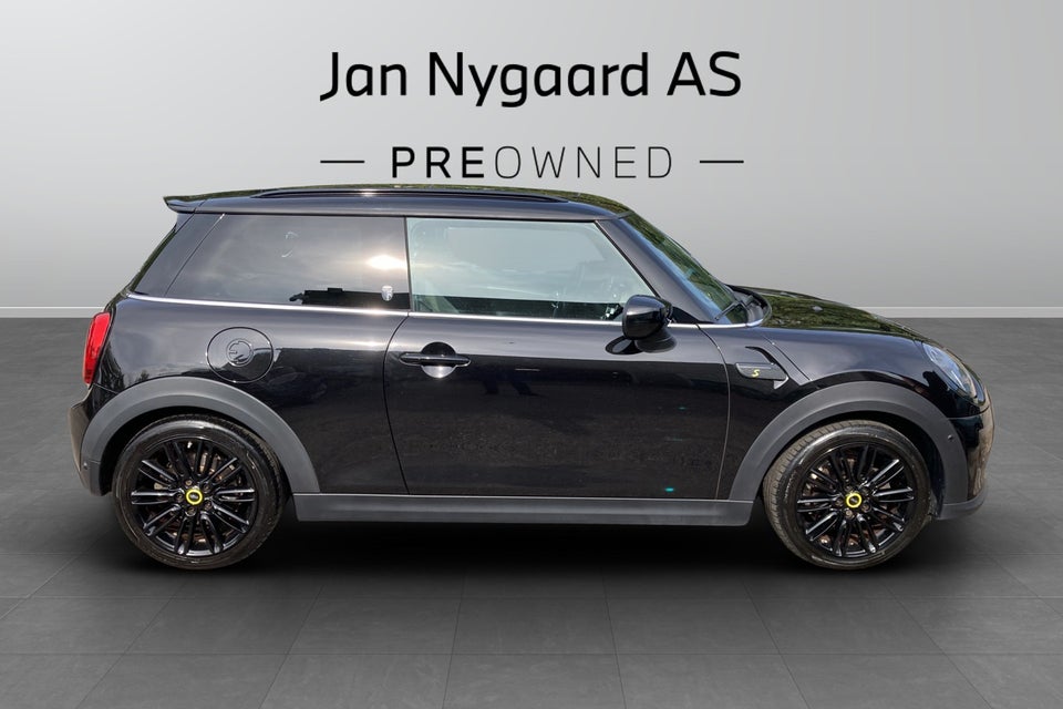 MINI Cooper SE Maximise 3d