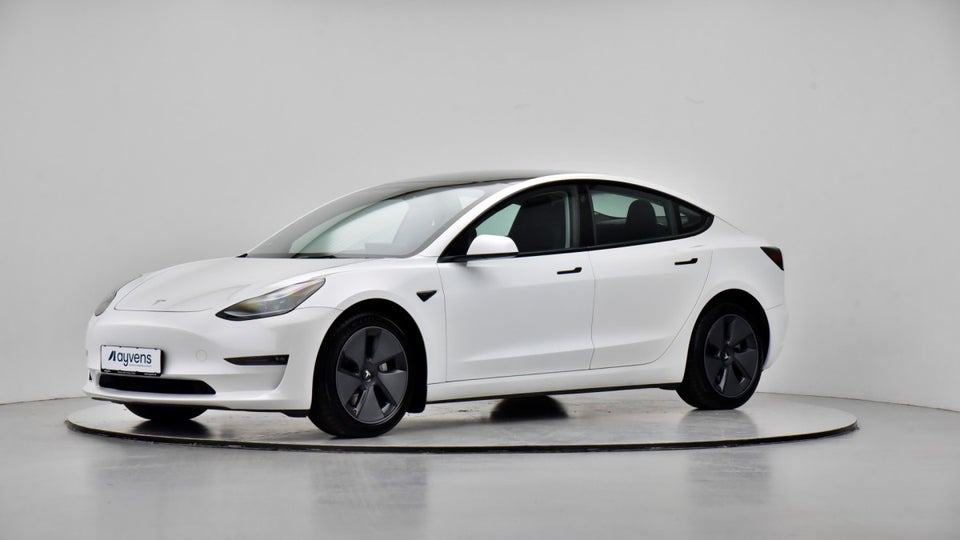 Tesla Model 3 Long Range AWD 4d