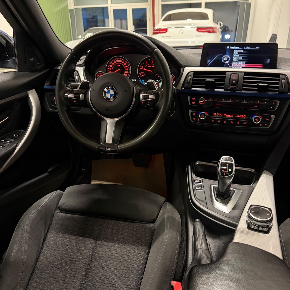 BMW 330d 3,0 aut. 4d