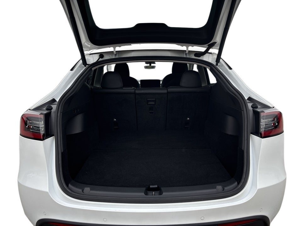 Tesla Model Y Long Range AWD 5d