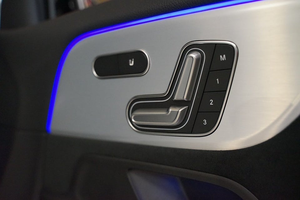 Mercedes EQA250+ AMG Line Van 5d