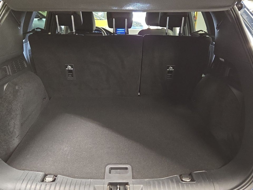 Ford Kuga 2,5 PHEV ST-Line X CVT 5d