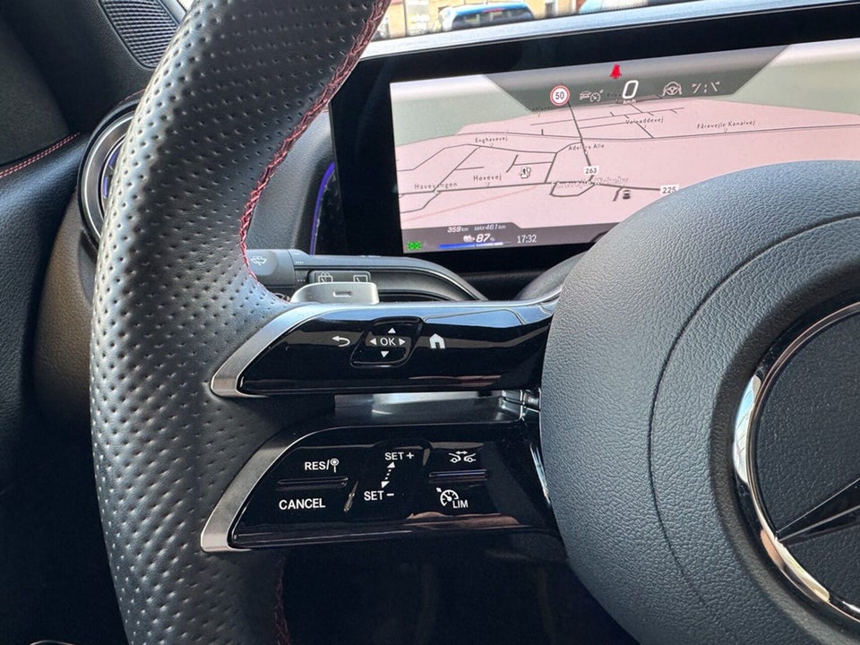 Mercedes EQB250+ AMG Edition 5d