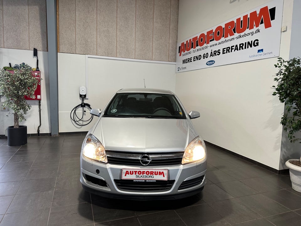 Opel Astra 1,6 16V Limited 5d