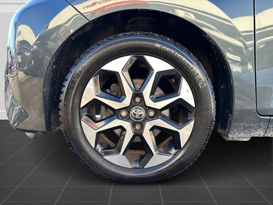 Toyota Aygo 1,0 VVT-i x-sky 5d