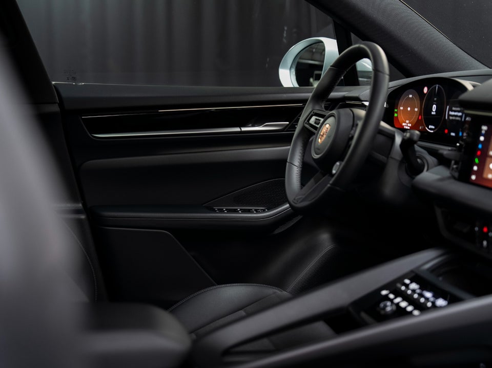 Porsche Macan 5d