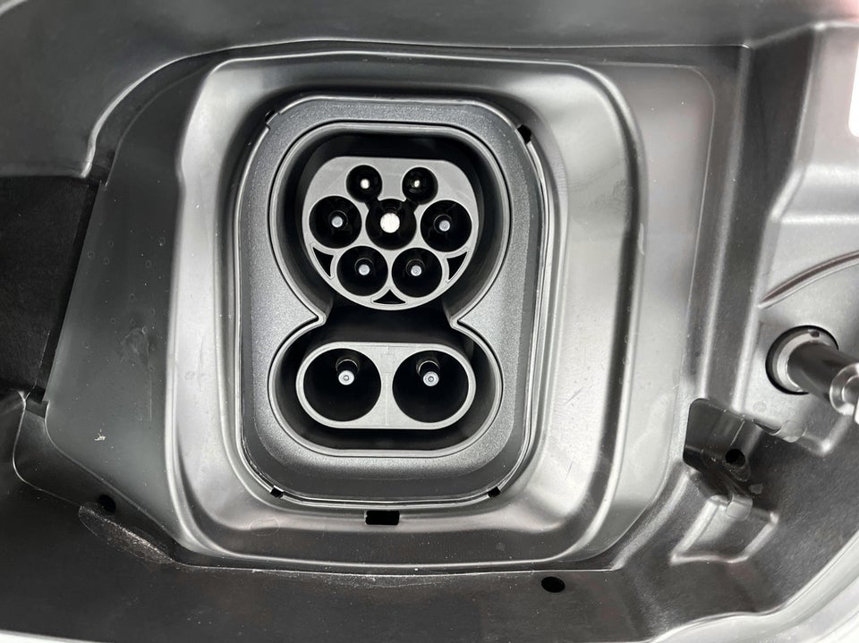 Peugeot e-2008 54 GT 5d