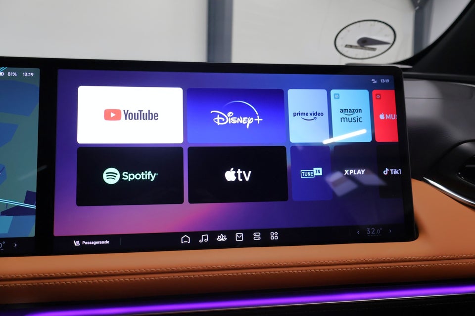 Xpeng G9 Standard Range 5d