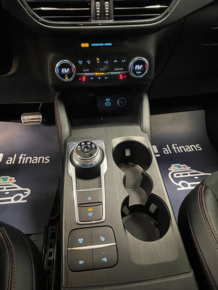 Ford Kuga 2,5 PHEV ST-Line X CVT 5d