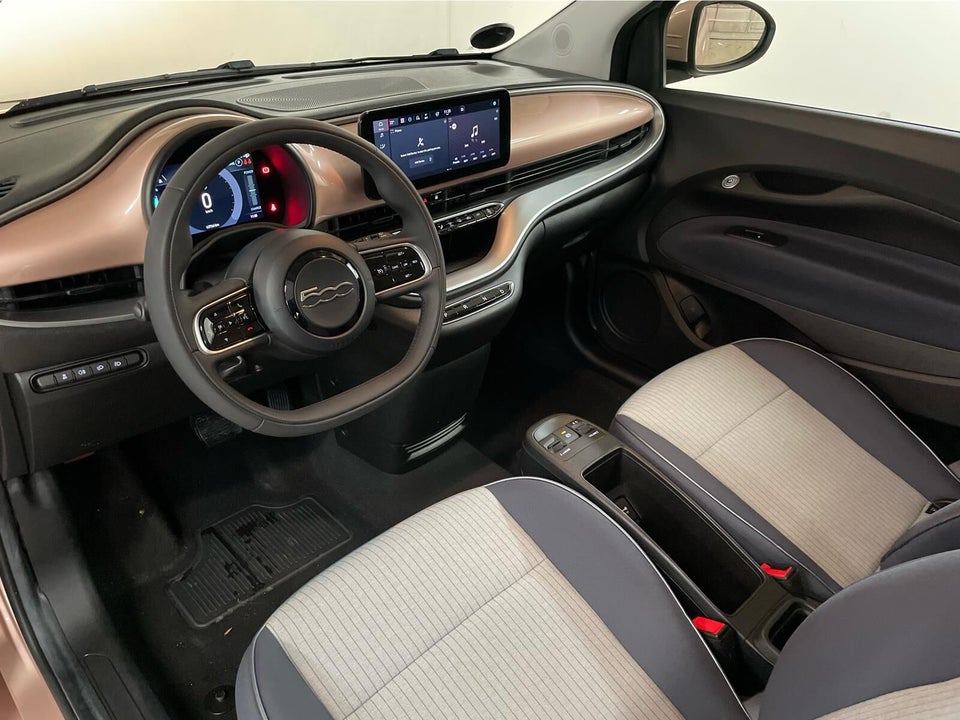 Fiat 500e 42 Passion 3d