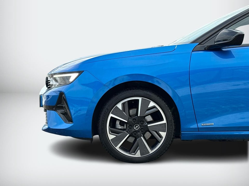 Opel Astra-e 54 Ultimate 5d