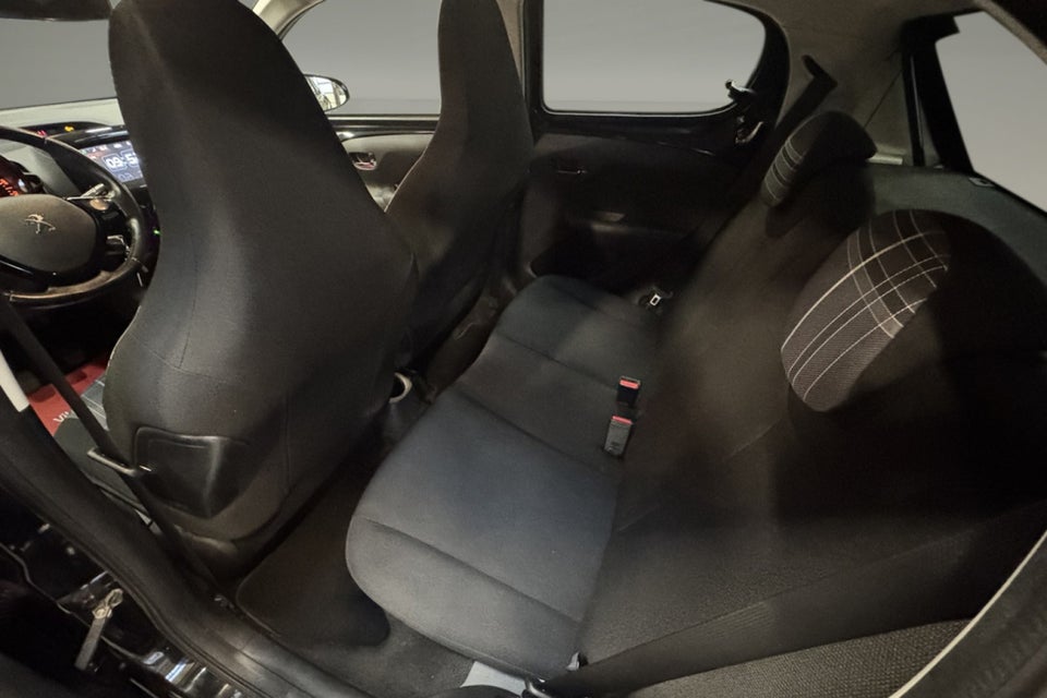 Peugeot 108 1,0 e-VTi 69 Allure 5d